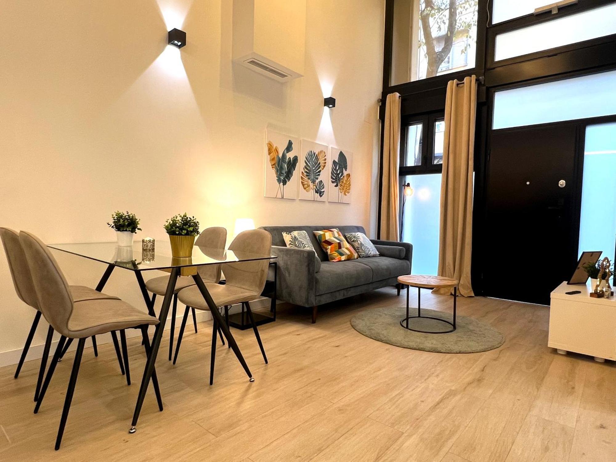 马德里Duplex Moderno Y Acogedor Junto A Atocha公寓 外观 照片