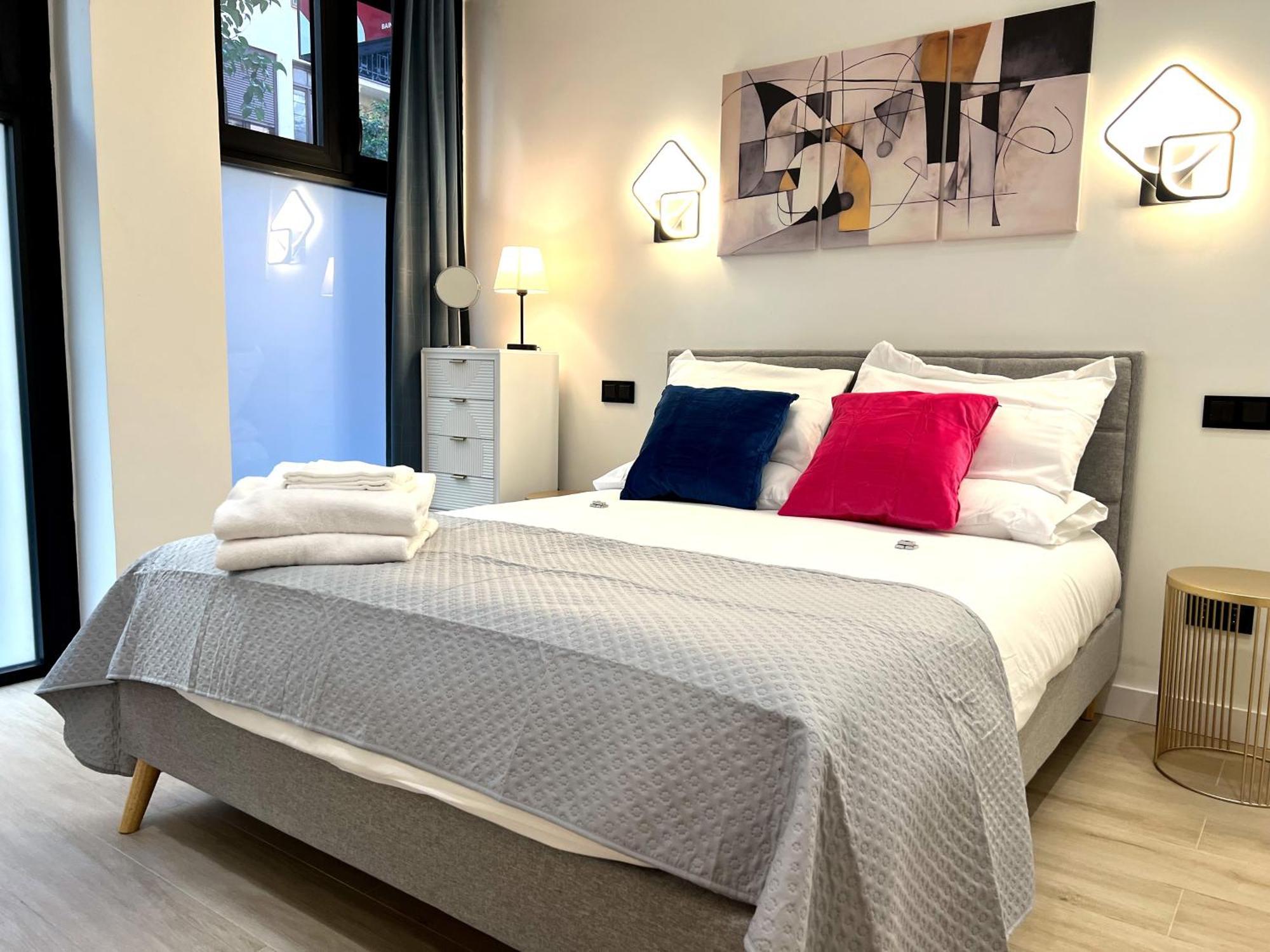 马德里Duplex Moderno Y Acogedor Junto A Atocha公寓 外观 照片